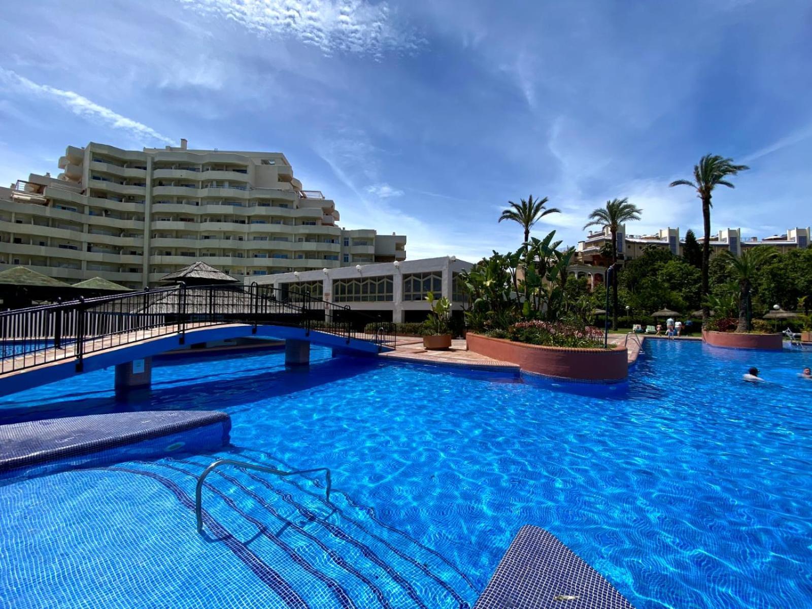 Apartamentos Benalbeach By Benalnova Benalmadena Ngoại thất bức ảnh